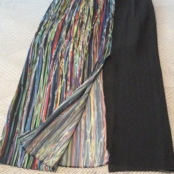 Sandro Paris size 2 black and multicolored midi length skirt - Picture 3 of 6
